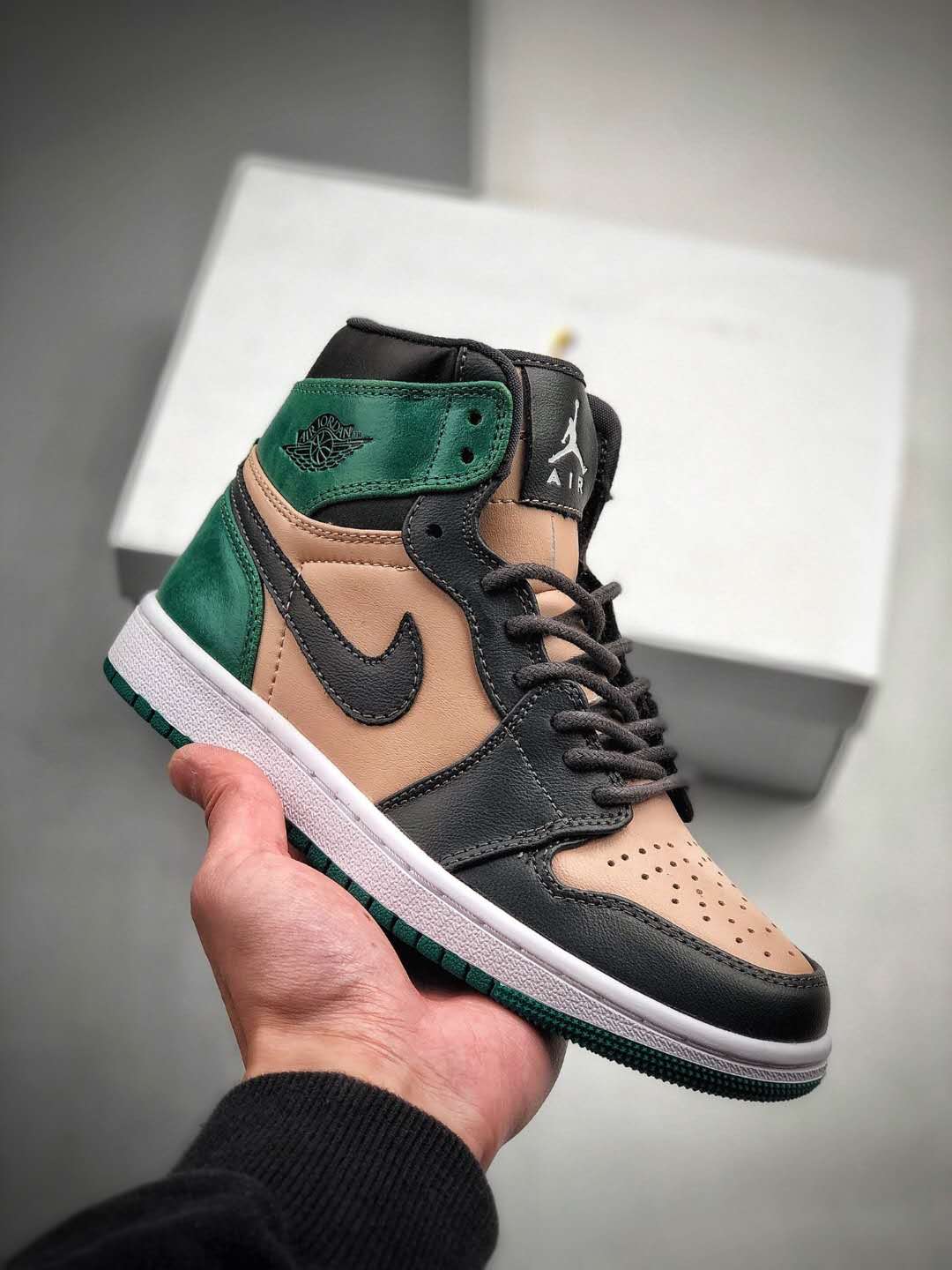 Air Jordan 1 High Premium 'Mystic Green' AH7389-203 - Exclusive Sneaker for Stylish Footwear Enthusiasts