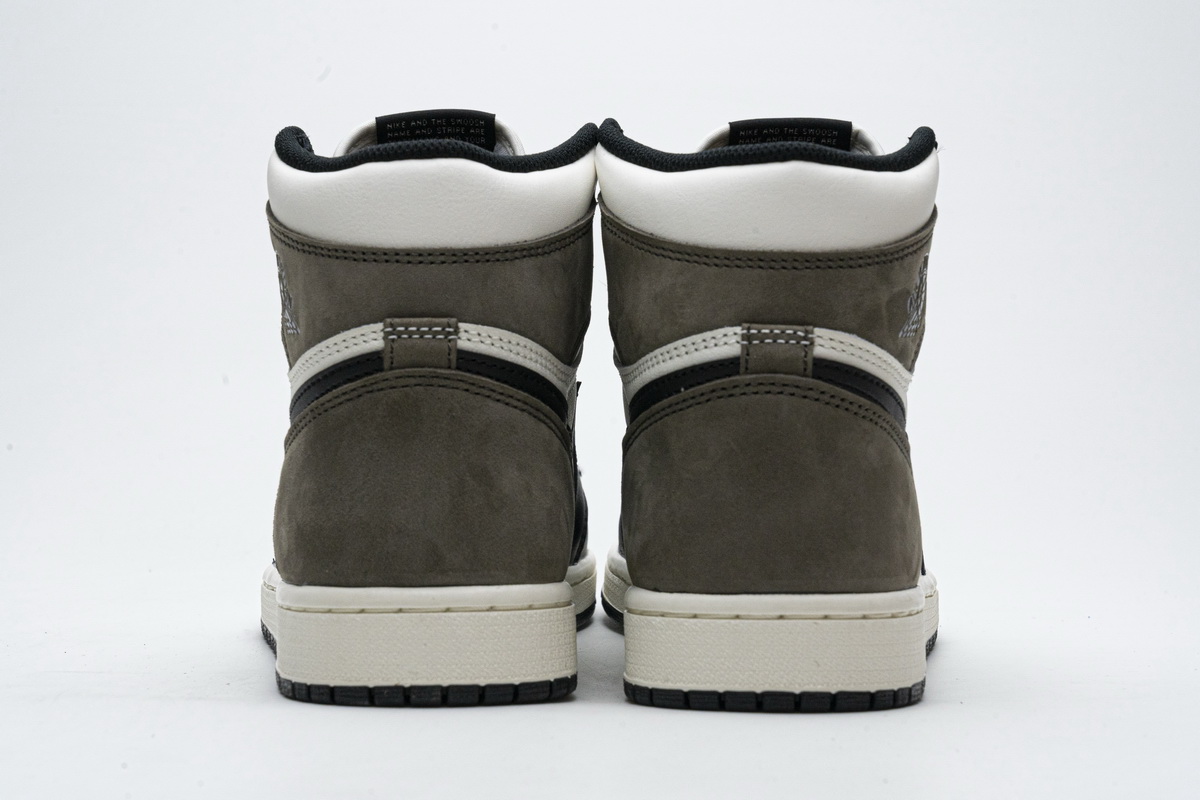 Air Jordan 1 Retro High OG 'Dark Mocha' 555088-105 - Iconic Sneaker with Classic Dark Brown and White Colorway