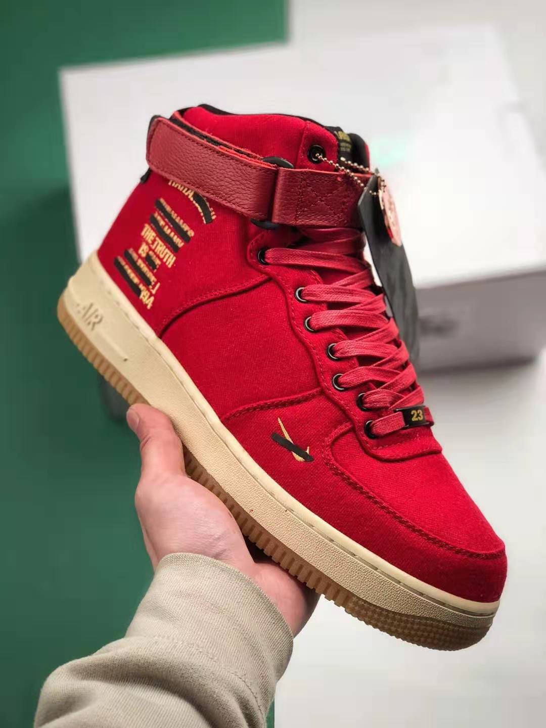 Nike Air Force 1 High Maharishi Red CI3900-992 - Stylish and Comfortable Trainers