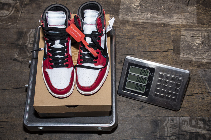 Off-White X Air Jordan 1 Retro High OG 'Chicago' AA3834-101 - Limited Edition Sneakers